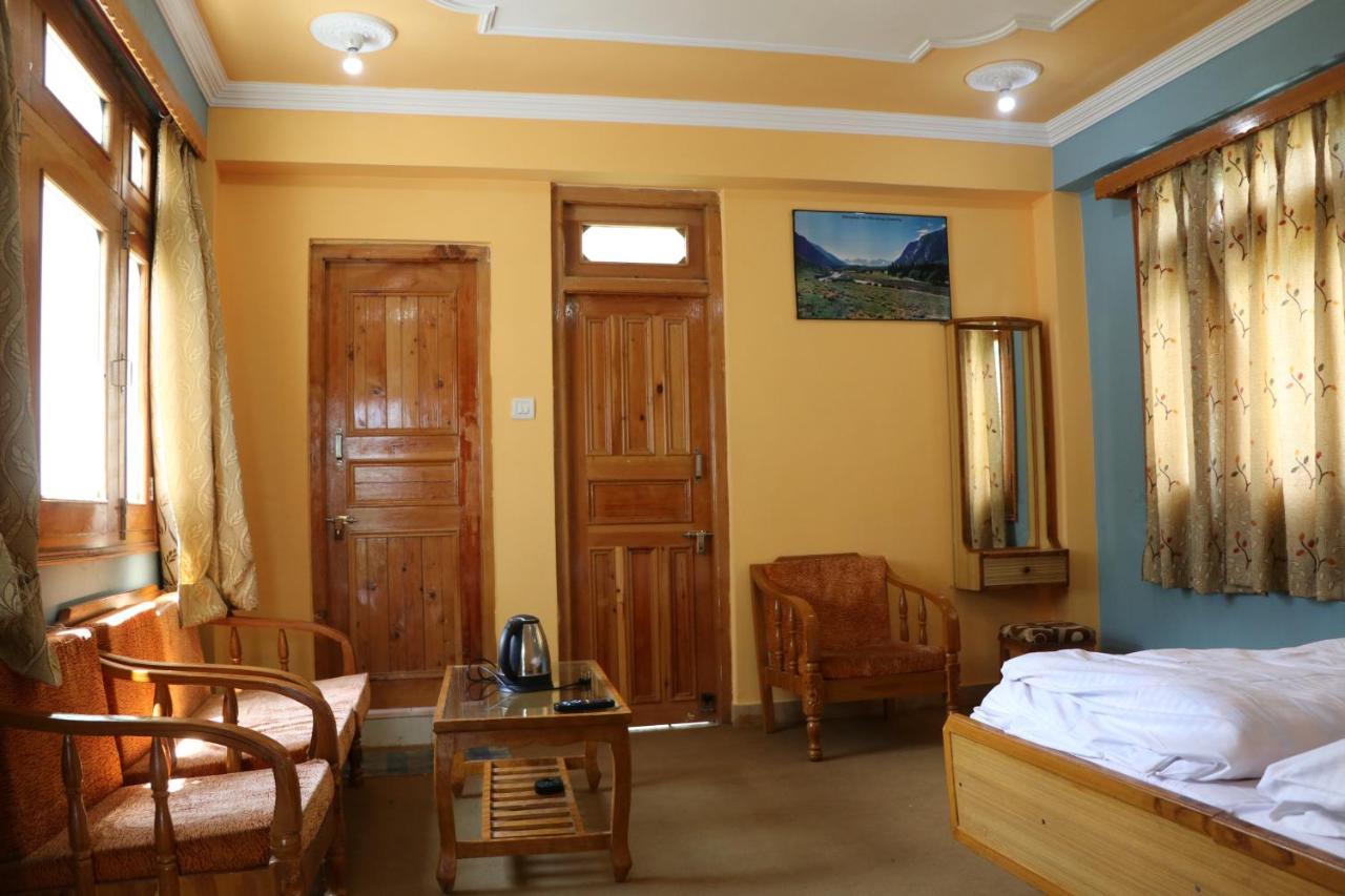 Hotel Mount Kailash Sangla Ngoại thất bức ảnh